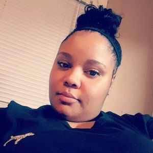 Meet your Posher, Devona